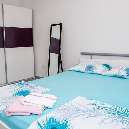 Apartment Vodice - Lovric ภายนอก รูปภาพ