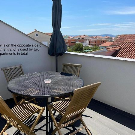Apartment Vodice - Lovric ภายนอก รูปภาพ