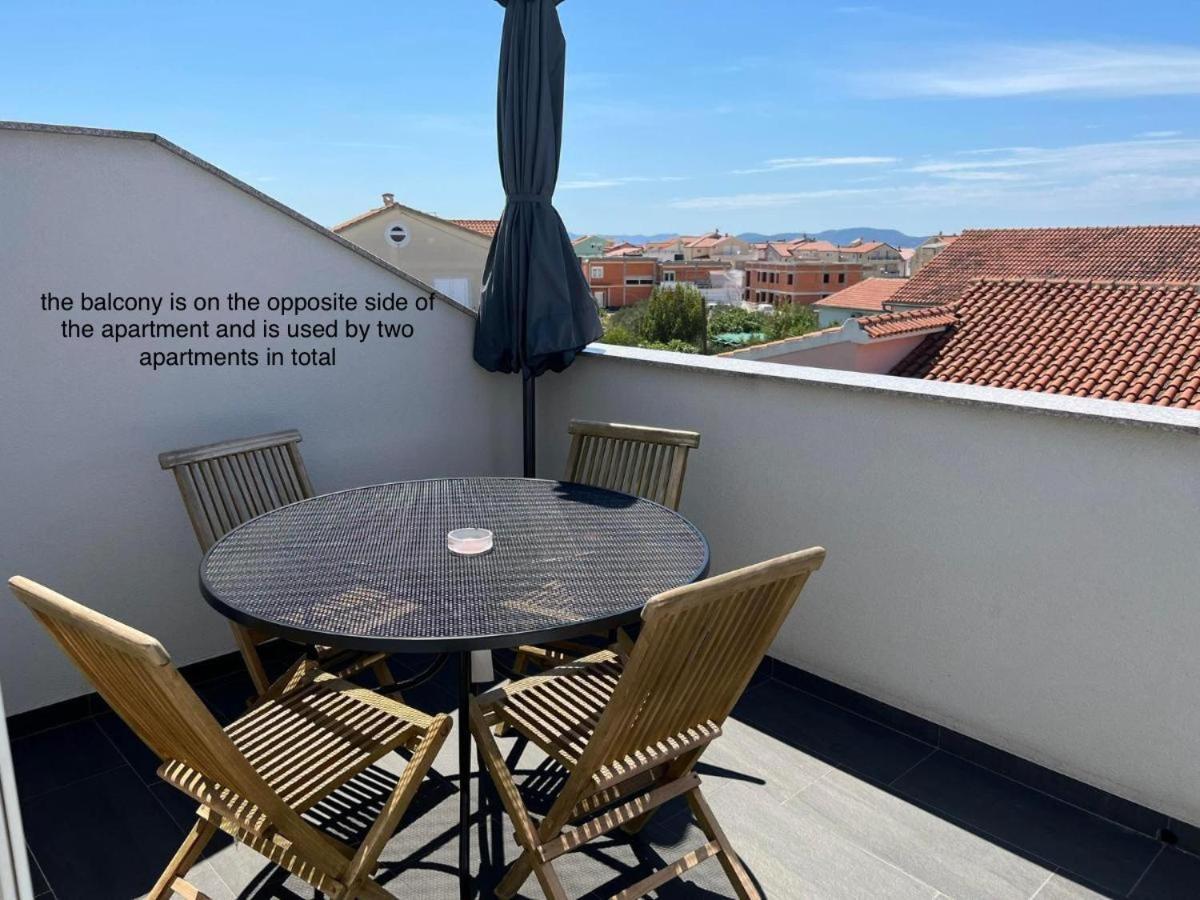 Apartment Vodice - Lovric ภายนอก รูปภาพ